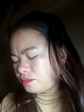 Snapshot of emlylyxinh chatting on 02-03-26, 08:25 emlylyxinh online show from 02-03-26, 08:25