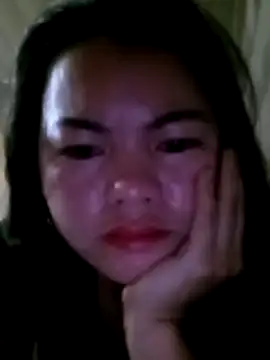 Snapshot of emlylyxinh chatting on 02-15-26, 07:21 emlylyxinh online show from 02-15-26, 07:21