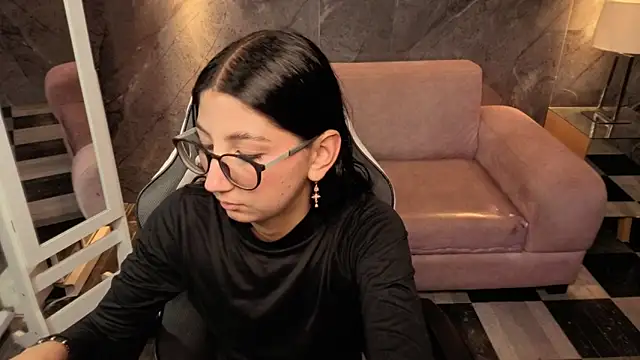 Sophie jones b online show from 02-20-26, 12:38