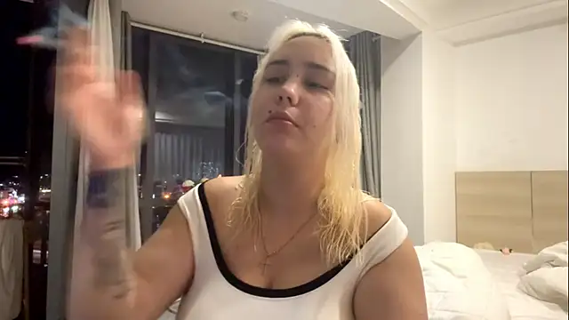 LuxureMia online show from 02-16-26, 03:08