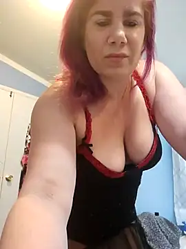 Snapshot of Icequeen1981 chatting on 03-30-26, 03:35 Icequeen1981 online show from 03-30-26, 03:35