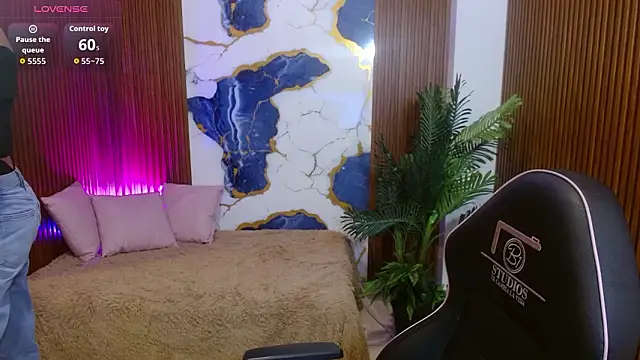 Snapshot of Athenaa_tay chatting on 02-09-26, 11:47 Athenaa tay online show from 02-09-26, 11:47