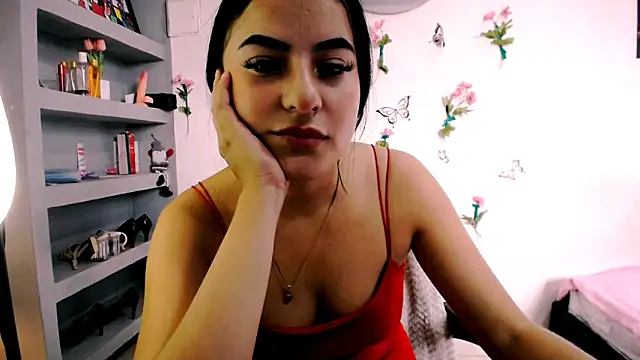 Snapshot of charlotte_petit_ chatting on 02-07-26, 04:54 charlotte petit online show from 02-07-26, 04:54