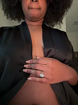 cocoaswretie online show from 02-12-26, 11:44