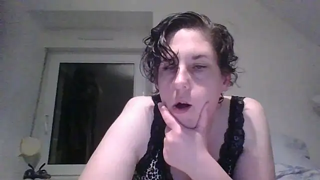 OIseauNoir88 online show from 03-30-26, 07:59