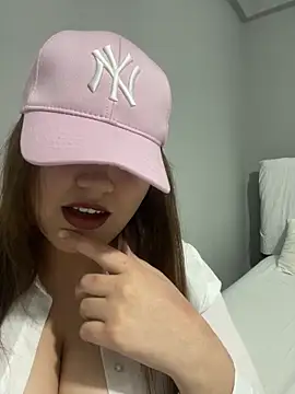 Snapshot of maryam-6 chatting on 02-08-26, 09:51 maryam-6 online show from 02-08-26, 09:51