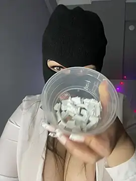 Snapshot of maryam-6 chatting on 02-16-26, 08:49 maryam-6 online show from 02-16-26, 08:49