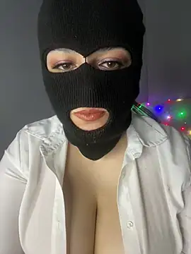 Snapshot of maryam-6 chatting on 02-17-26, 09:10 maryam-6 online show from 02-17-26, 09:10