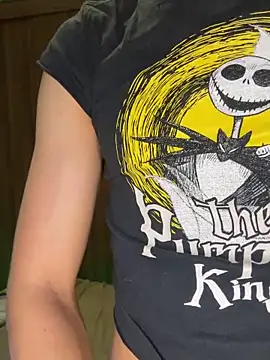 Snapshot of Heliox_noir chatting on 03-02-26, 04:47 Heliox noir online show from 03-02-26, 04:47