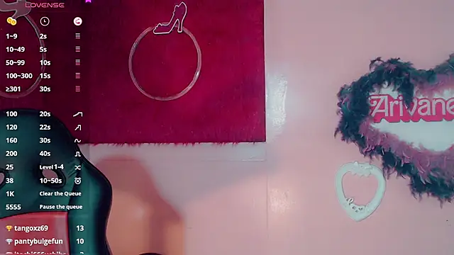 Snapshot of isabella_vogue chatting on 02-13-26, 11:28 isabella vogue online show from 02-13-26, 11:28