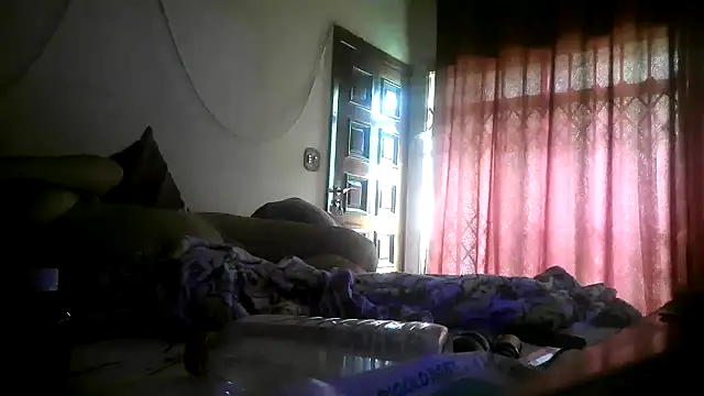 bialoba7 online show from 11-08-25, 04:29