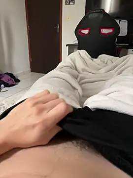 Snapshot of hungtwinkBR chatting on 02-07-26, 03:27 hungtwinkBR online show from 02-07-26, 03:27