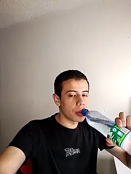 Snapshot of jac0b_x chatting on 02-10-26, 06:06 jac0b x online show from 02-10-26, 06:06