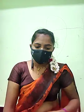 Snapshot of Tamil_Hot_Shana chatting on 02-19-26, 06:37 Tamil Hot Shana online show from 02-19-26, 06:37