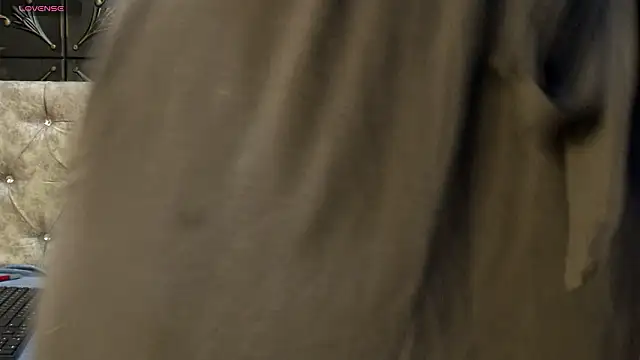 Snapshot of KlaraMuse chatting on 02-14-26, 04:04 KlaraMuse online show from 02-14-26, 04:04