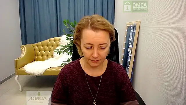 Snapshot of MONA_W chatting on 02-05-26, 11:04 MONA W online show from 02-05-26, 11:04