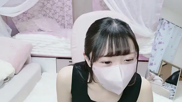 Snapshot of MOE_o0 chatting on 03-22-26, 09:13 MOE o0 online show from 03-22-26, 09:13