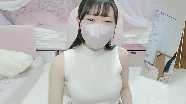 Snapshot of MOE_o0 chatting on 04-03-26, 09:07 MOE o0 online show from 04-03-26, 09:07