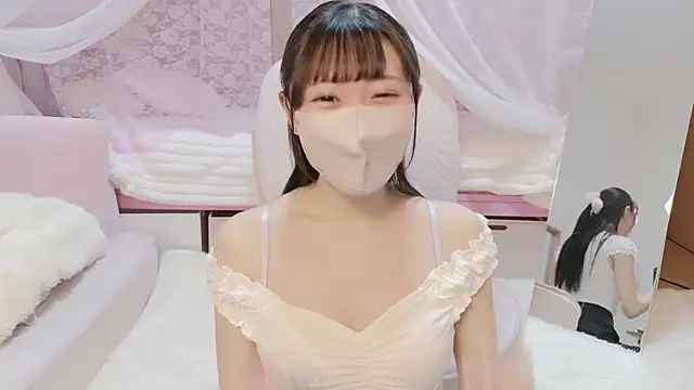 Snapshot of MOE_o0 chatting on 04-12-26, 09:14 MOE o0 online show from 04-12-26, 09:14