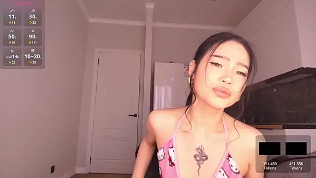 Snapshot of jjasleen0 chatting on 02-11-26, 03:44 jjasleen0 online show from 02-11-26, 03:44