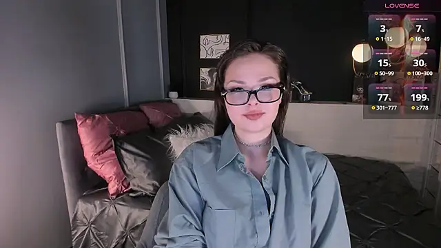 Maykinkya online show from 03-21-26, 01:58