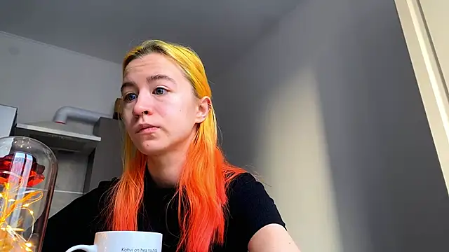 EmilyHein online show from 02-06-26, 07:02