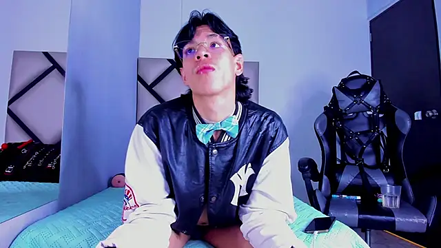 Bennet-Gray online show from 02-17-26, 05:15