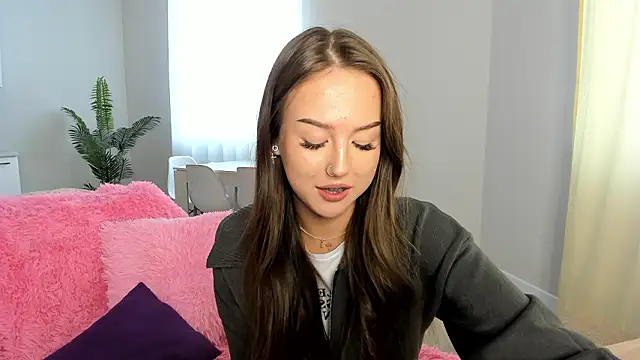 Snapshot of G0od_girl chatting on 02-15-26, 08:35 G0od girl online show from 02-15-26, 08:35