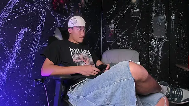 SalvatoreBenford online show from 02-16-26, 08:49