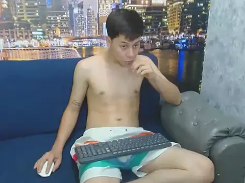 Snapshot of santiago_xxxcol chatting on 02-03-26, 11:32 santiago xxxcol online show from 02-03-26, 11:32