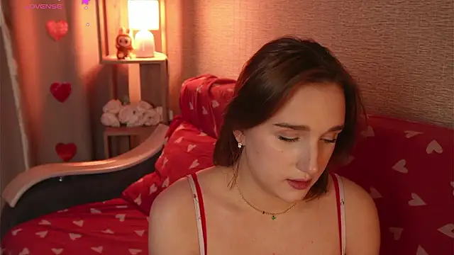 Snapshot of jenniferonlyforu chatting on 02-09-26, 05:50 jenniferonlyforu online show from 02-09-26, 05:50