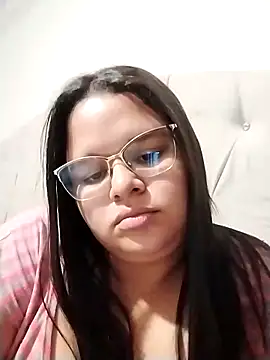 Snapshot of SamanthaStonee chatting on 02-08-26, 11:08 SamanthaStonee online show from 02-08-26, 11:08