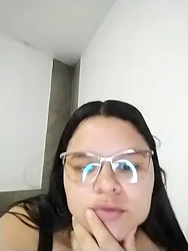 Snapshot of SamanthaStonee chatting on 02-12-26, 10:49 SamanthaStonee online show from 02-12-26, 10:49