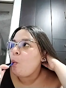 Snapshot of SamanthaStonee chatting on 02-19-26, 09:55 SamanthaStonee online show from 02-19-26, 09:55