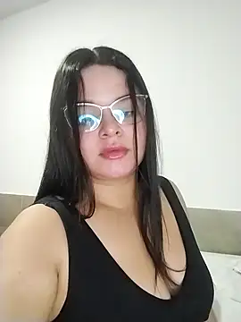 Snapshot of SamanthaStonee chatting on 02-24-26, 04:10 SamanthaStonee online show from 02-24-26, 04:10