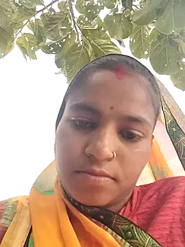 Snapshot of Gungun_thakur chatting on 02-22-26, 08:02 Gungun thakur online show from 02-22-26, 08:02