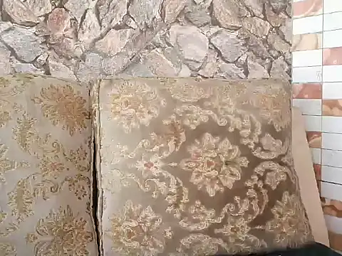 Snapshot of minniemoreee chatting on 02-05-26, 12:54 minniemoreee online show from 02-05-26, 12:54