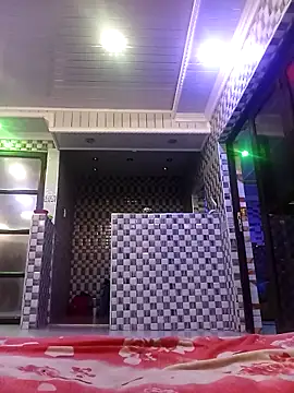 Snapshot of minniemoreee chatting on 02-28-26, 12:22 minniemoreee online show from 02-28-26, 12:22