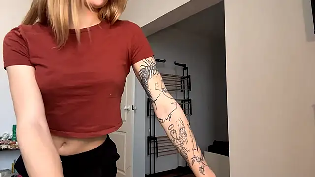 Tiffany Muse online show from 02-03-26, 06:40