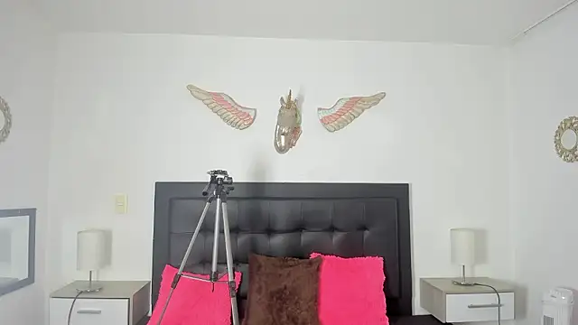 Snapshot of Karla_94 chatting on 03-01-26, 03:41 Karla 94 online show from 03-01-26, 03:41