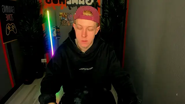 Snapshot of Dylan_Norton chatting on 02-12-26, 03:51 Dylan Norton online show from 02-12-26, 03:51