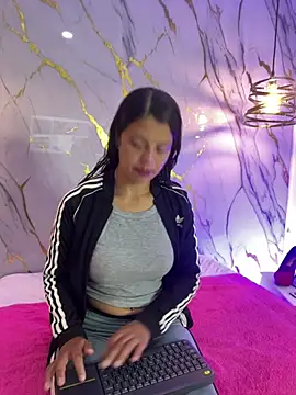 Snapshot of miarouse88 chatting on 02-16-26, 11:50 miarouse88 online show from 02-16-26, 11:50