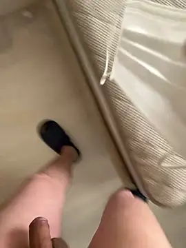 Snapshot of K0U-123 chatting on 02-24-26, 02:42 K0U-123 online show from 02-24-26, 02:42