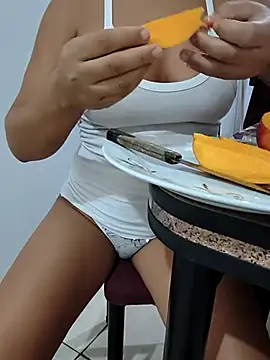 Snapshot of Moradublin chatting on 02-21-26, 09:16 Moradublin online show from 02-21-26, 09:16