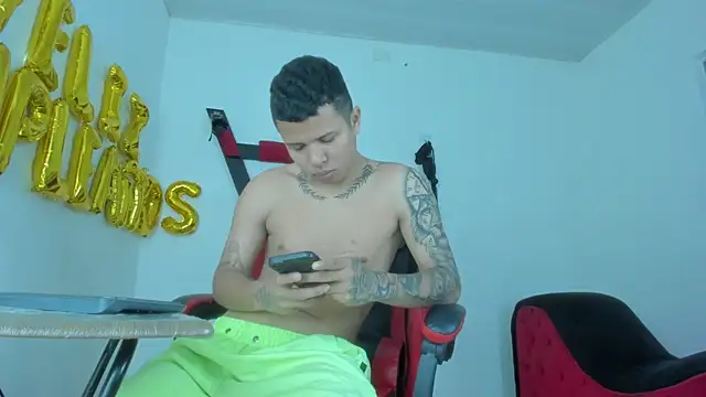 Steven and Camilo18 online show from 02-11-26, 11:59