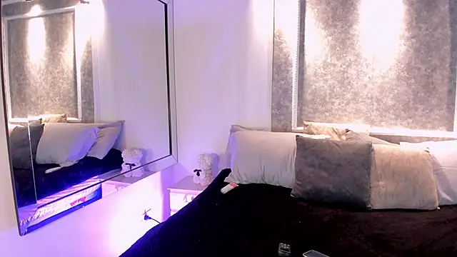 Snapshot of celestesun23 chatting on 02-05-26, 12:37 celestesun23 online show from 02-05-26, 12:37