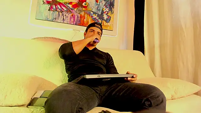 Snapshot of jhon_nicolas chatting on 02-15-26, 07:54 jhon nicolas online show from 02-15-26, 07:54