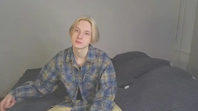 Snapshot of Ron_Vilss chatting on 02-01-26, 06:34 Ron Vilss online show from 02-01-26, 06:34