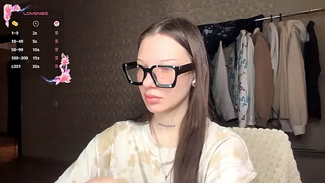 LumPetal online show from 02-25-26, 05:28