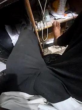 Snapshot of hot---boy1 chatting on 02-23-26, 03:31 hot---boy1 online show from 02-23-26, 03:31